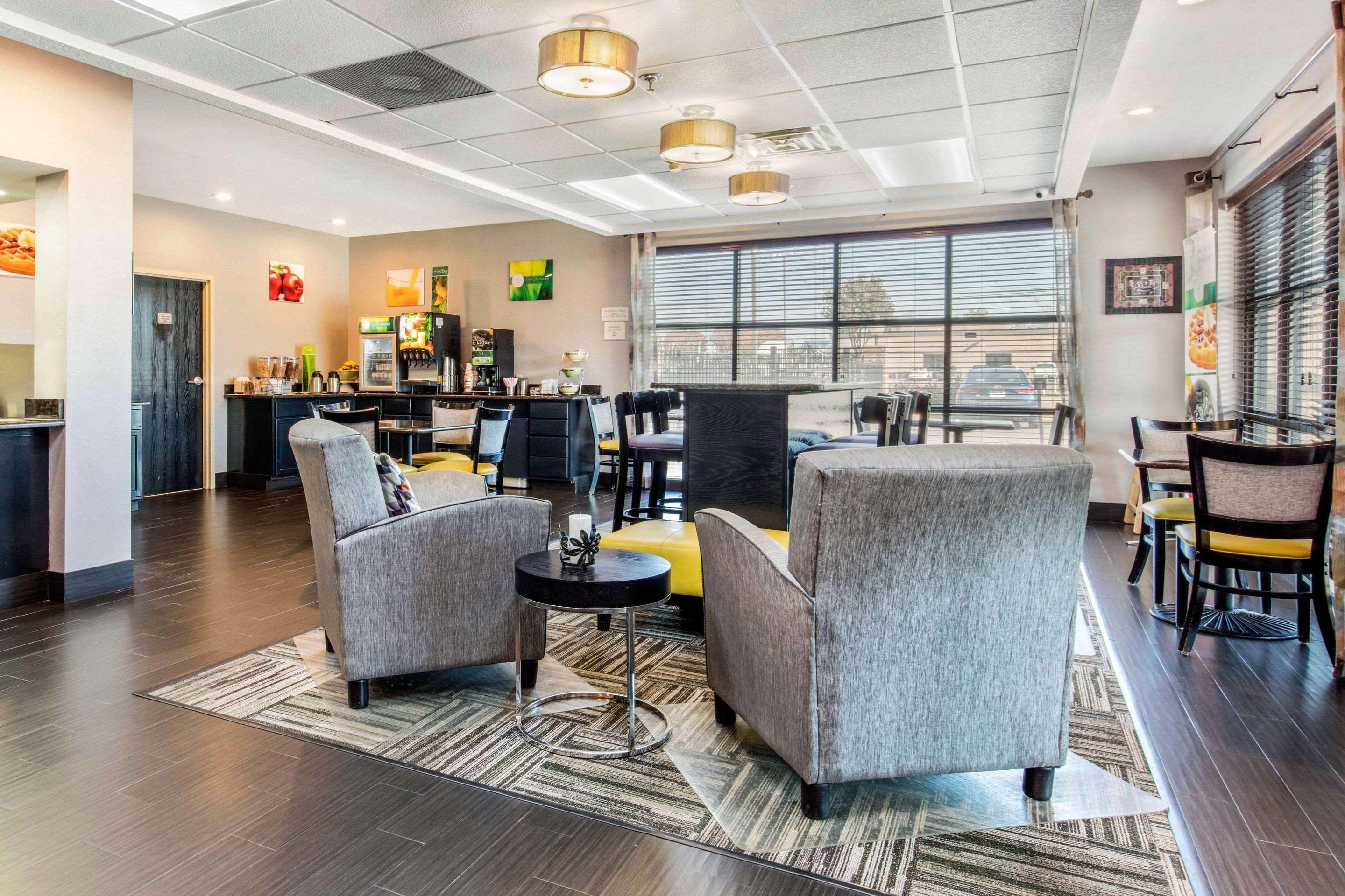 Quality Inn Airport I-240 メンフィス エクステリア 写真